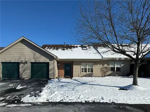 1406 Greenbriar Ct, South Park Township, PA 15129