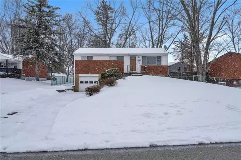 621 Blueberry Rd, Monroeville, PA 15146