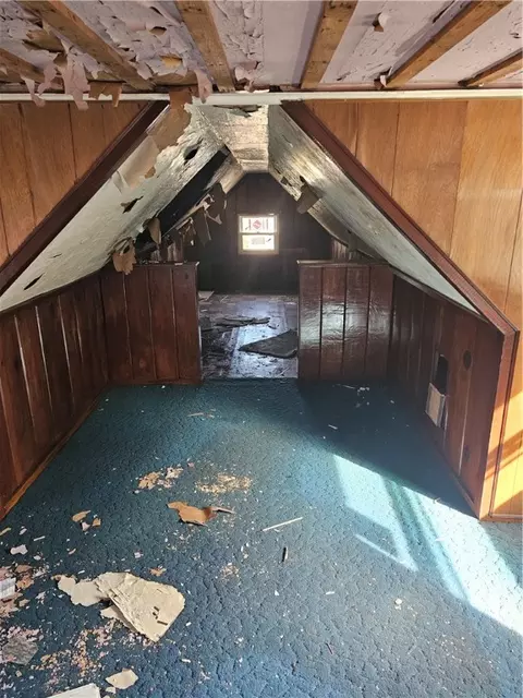 Entry Way - 1172 Grandview Ave, Braddock, PA 15104 photo 3 of 5