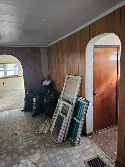Entry Way - 1172 Grandview Ave, Braddock, PA 15104 photo 1 of 5