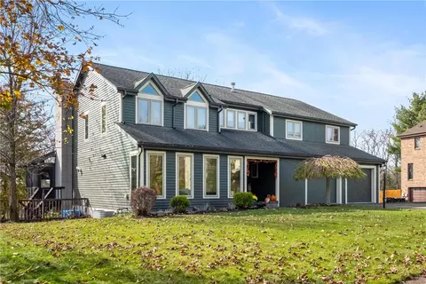 9988 Parkland Dr, Wexford, PA 15090