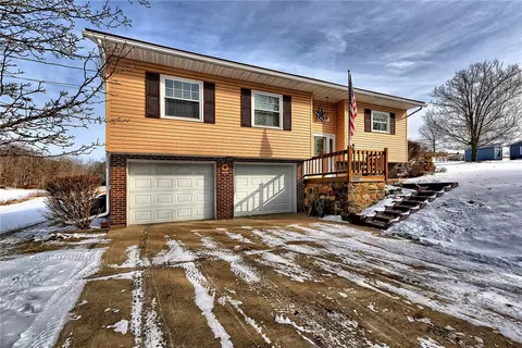 2026 Fleming Rd, Indiana, PA 15701