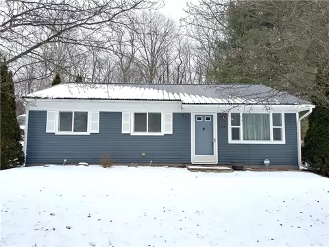 109 Ellen Ave, Monaca, PA 15061