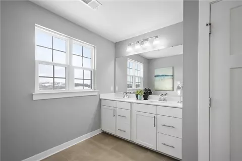 240 Regency Dr, Eighty Four, PA 15330 photo 19