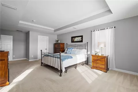240 Regency Dr, Eighty Four, PA 15330 photo 16