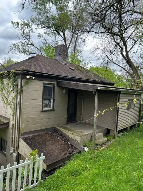 419 Ault St, North Versailles, PA 15137