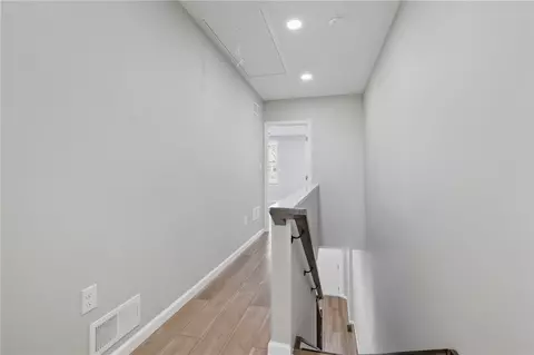 26 Yoder St, Pittsburgh, PA 15207 photo 20