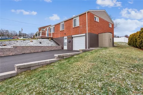 14031 Wayne Dr, Irwin, PA 15642 photo 3