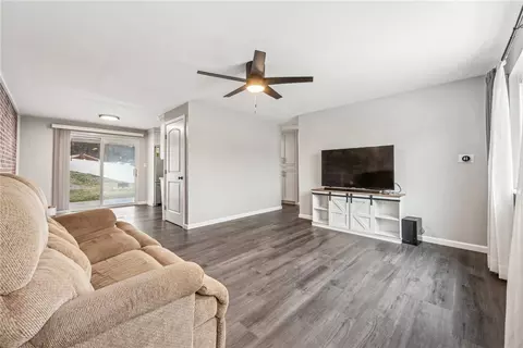 14031 Wayne Dr, Irwin, PA 15642 photo 20
