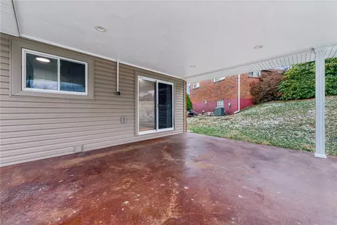 14031 Wayne Dr, Irwin, PA 15642 photo 7