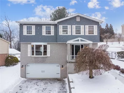 102 Valeron Ct, Irwin, PA 15642