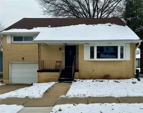 234 Lincoln Ave, Leechburg, PA 15656