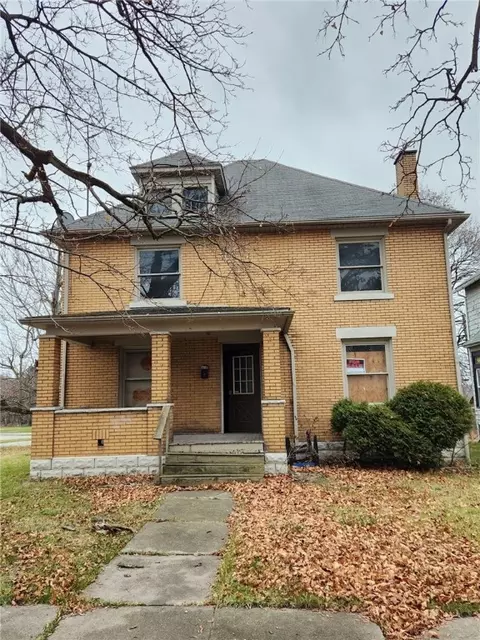 606 S Oakland Ave, Sharon, PA 16146