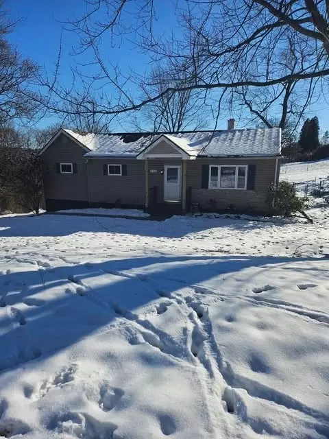 2518 Hampton Ave, Allison Park, PA 15101