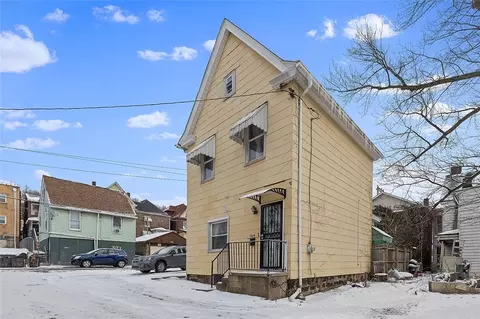 7515 Melrose St, Pittsburgh, PA 15218
