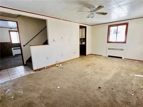 Living - 616 Thompson Ave, Clairton, PA 15025 photo 2 of 3