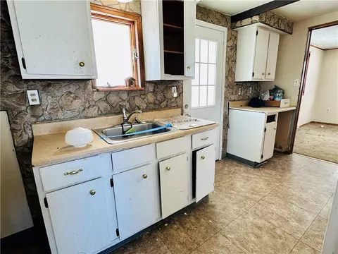 Kitchen - 616 Thompson Ave, Clairton, PA 15025 photo 1 of 2