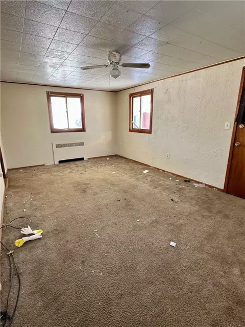 Living - 616 Thompson Ave, Clairton, PA 15025 photo 3 of 3