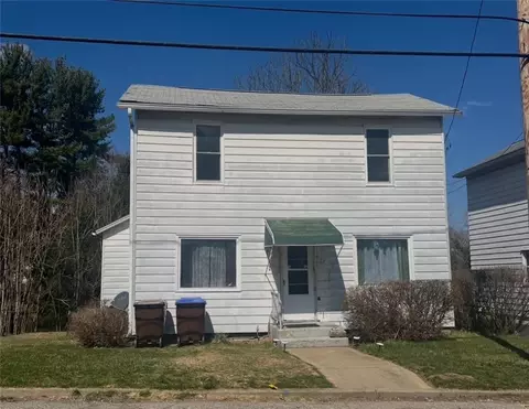 262 Lincoln St, Sharon, PA 16146