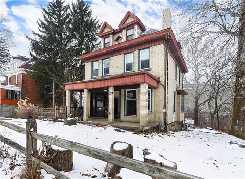 3649 Wealth St, Pittsburgh, PA 15212