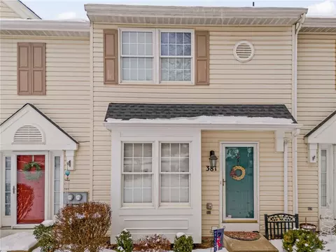 381 Jubilee Dr, Bridgeville, PA 15017