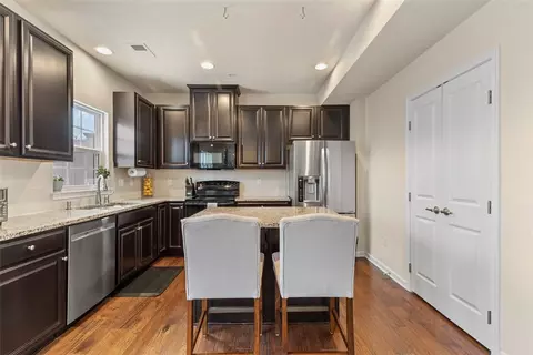 703 Pointe View Dr, Mars, PA 16046 photo 9