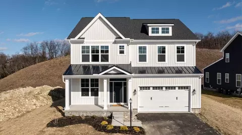 1025 Stonegate Dr, Mcdonald, PA 15057