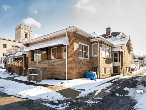 309 N Third St, Apollo, PA 15613