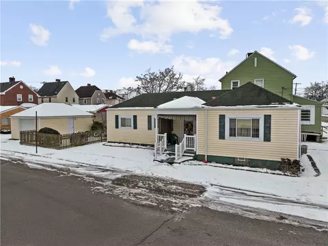 1701 Mcminn St, Aliquippa, PA 15001