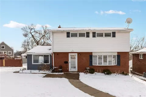 300 Larch Ln, Pittsburgh, PA 15234