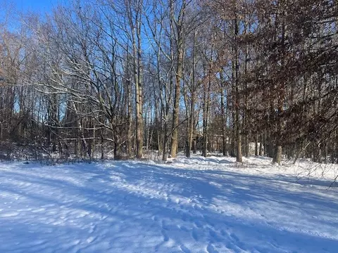 44 Westminster Road, Hermitage, PA 16148