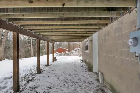105 Morgan Ln, Export, PA 15632 photo 33