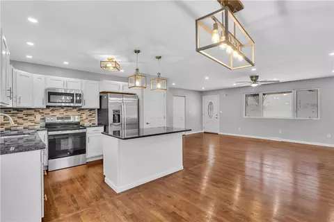 105 Morgan Ln, Export, PA 15632 photo 16