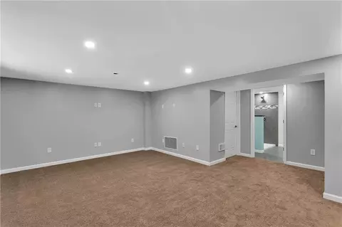 105 Morgan Ln, Export, PA 15632 photo 31