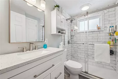 755 Jane St, Pittsburgh, PA 15239 photo 16