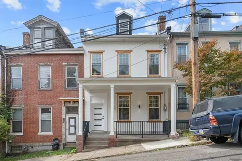 1437 Sandusky St, Pittsburgh, PA 15212