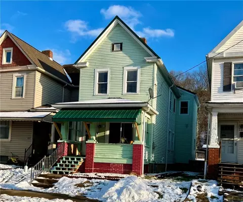 1210 6th Ave, Ford City, PA 16226
