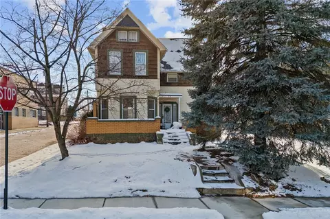 818 Fawcett Ave, Mckeesport, PA 15132