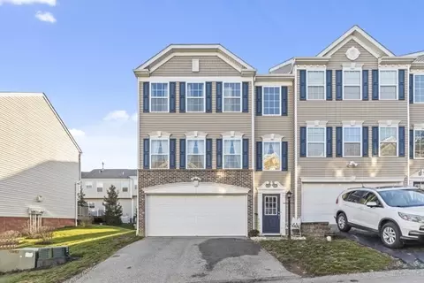113 Alderwood Dr, Greensburg, PA 15601
