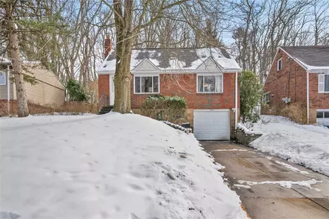 733 Penny Dr, Pittsburgh, PA 15235