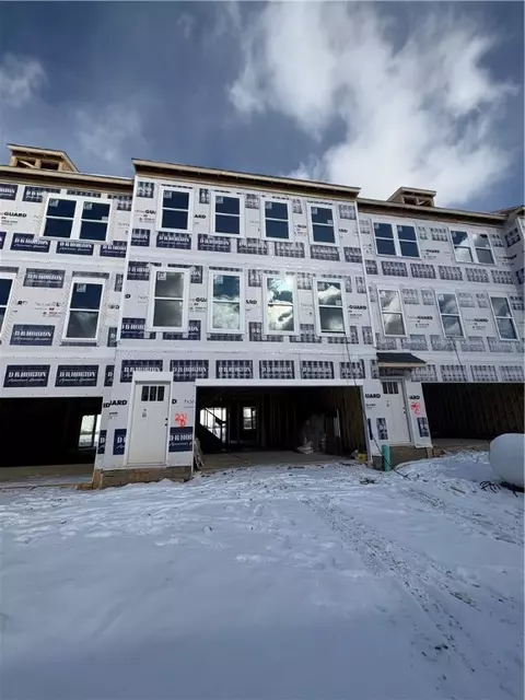112 Affinity Dr, Harmony, PA 16037