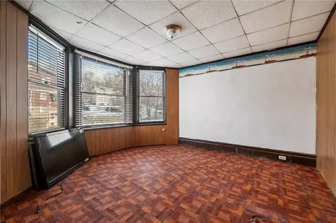 15 Bascom Ave, Pittsburgh, PA 15214 photo 18