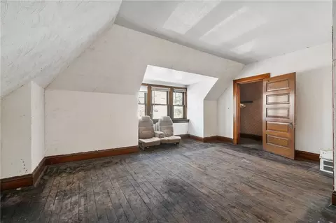 15 Bascom Ave, Pittsburgh, PA 15214 photo 23