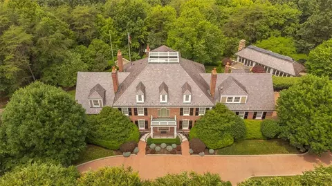 139 Peppergrass Rd, Baden, PA 15005