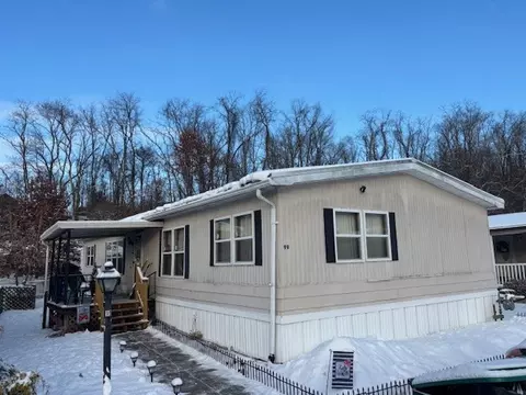 99 Hidden Valley Dr, Finleyville, PA 15332