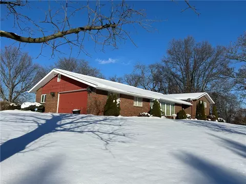 1519 State Route 981, Ruffs Dale, PA 15679
