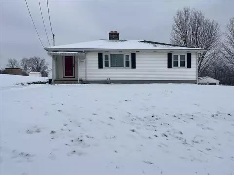 11 Liberty St, Smithfield, PA 15478
