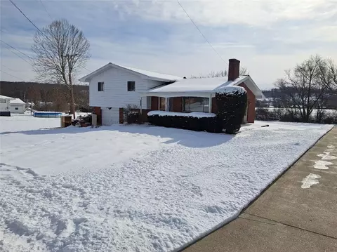 612 Columbia St, Perryopolis, PA 15473