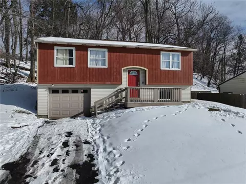 1019 Taylor St, North Versailles, PA 15137
