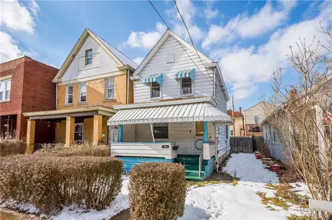 1122 Race St, Mckees Rocks, PA 15136